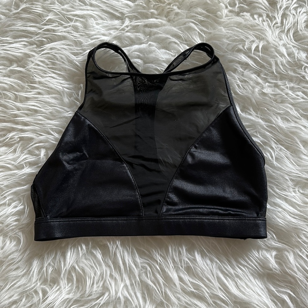 Victoria Secret Sport Black Racer Back w/Mesh Detailing Sports Bra - Small